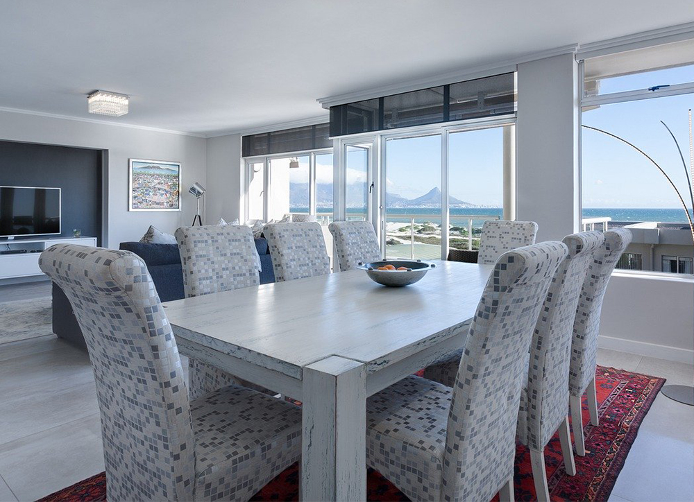 mesa de comedor moderna